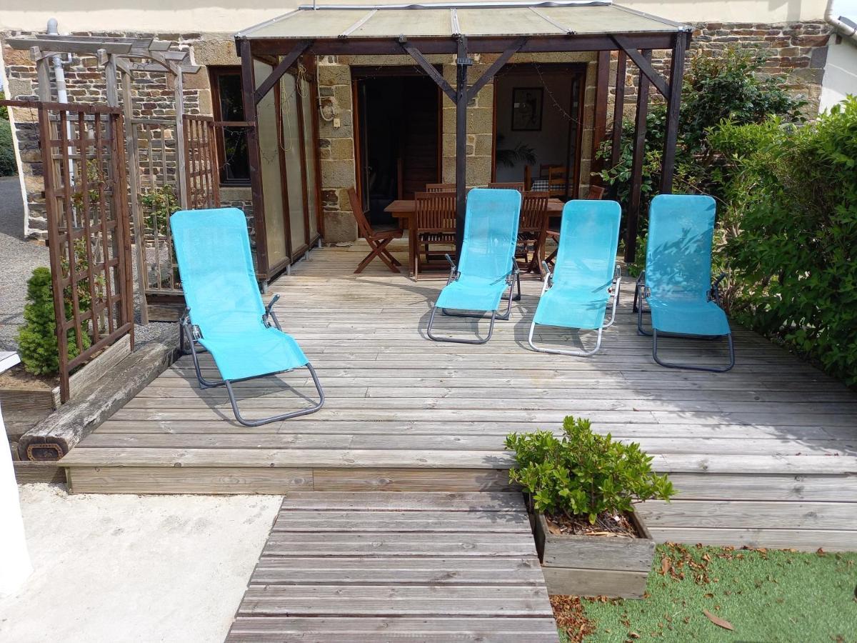 Le Mesnil-Adelee La Gasteboisiere With Swimming Pool And Games Room מראה חיצוני תמונה
