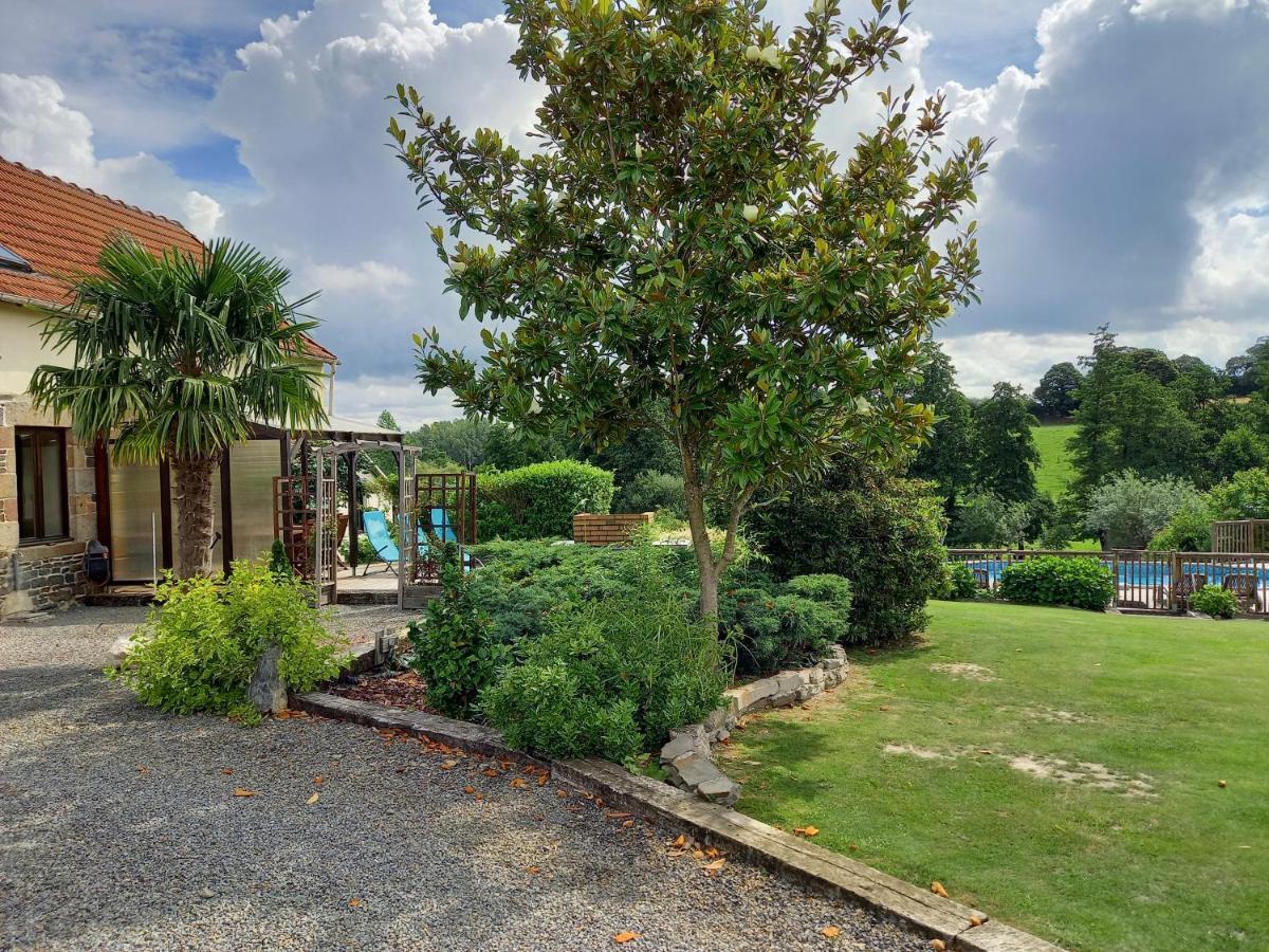 Le Mesnil-Adelee La Gasteboisiere With Swimming Pool And Games Room מראה חיצוני תמונה