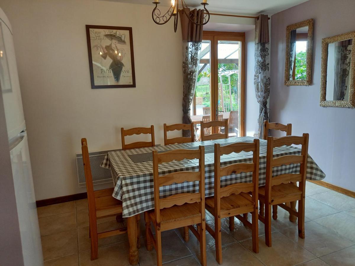 Le Mesnil-Adelee La Gasteboisiere With Swimming Pool And Games Room מראה חיצוני תמונה