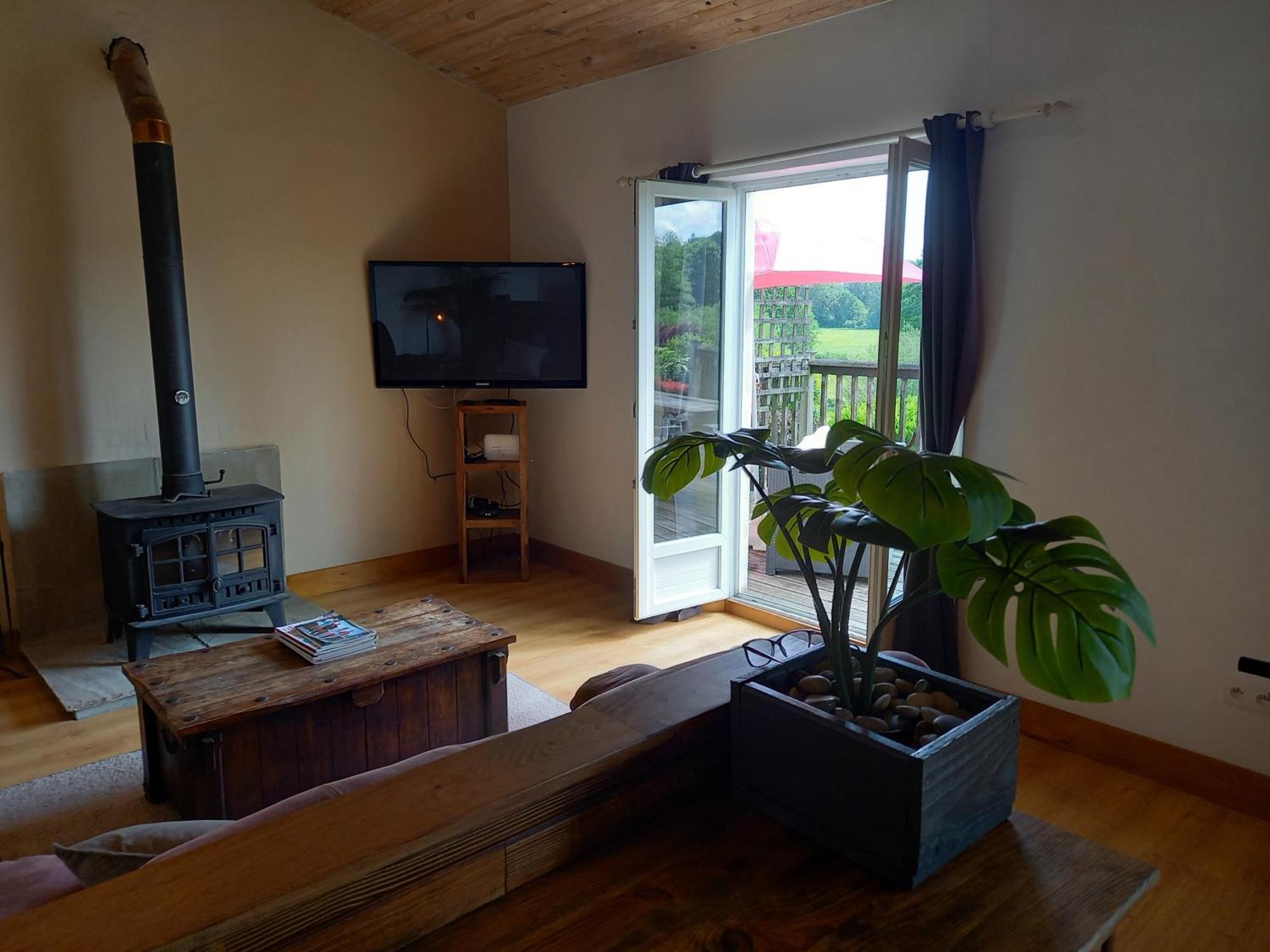 Le Mesnil-Adelee La Gasteboisiere With Swimming Pool And Games Room מראה חיצוני תמונה
