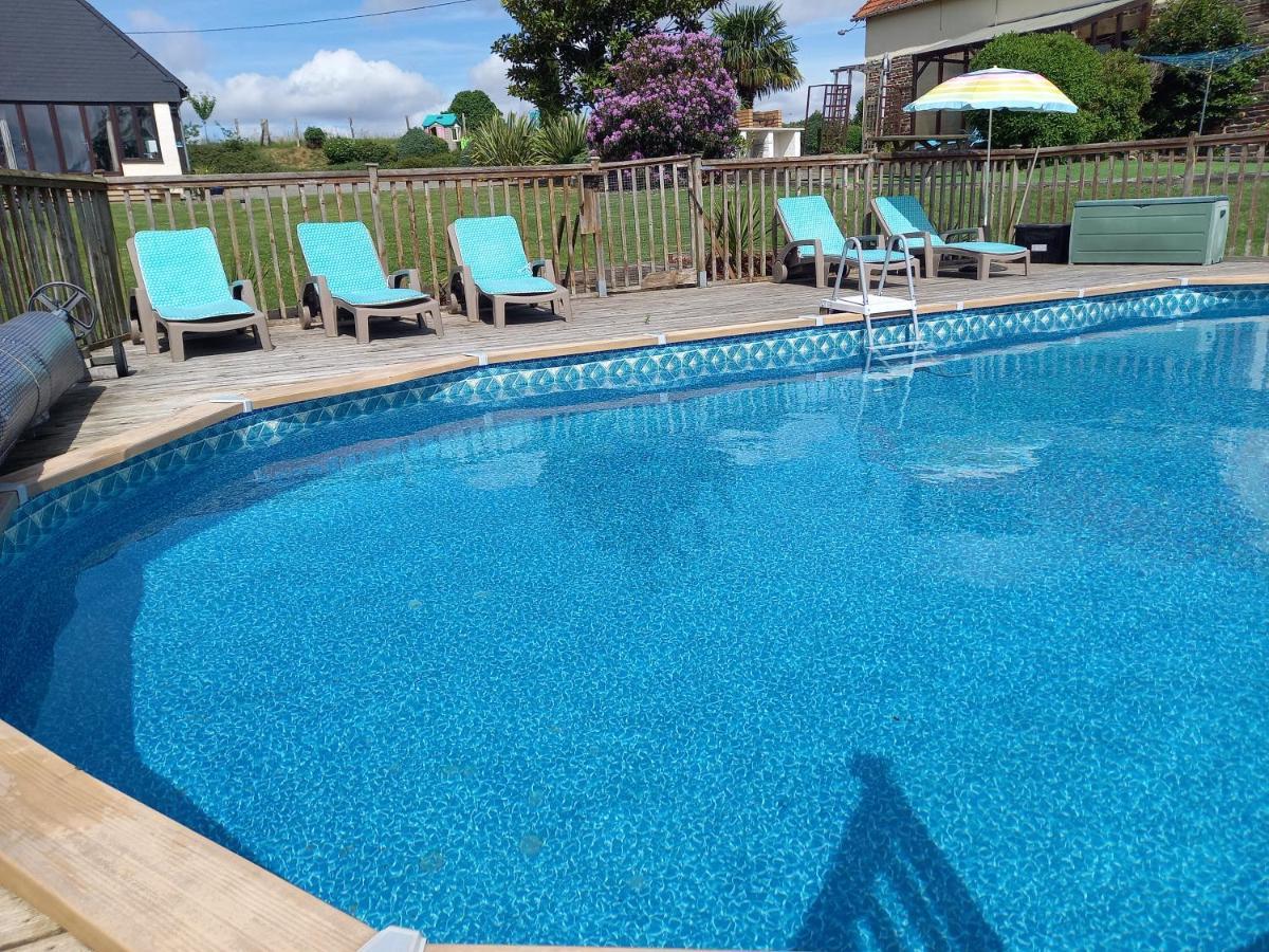 Le Mesnil-Adelee La Gasteboisiere With Swimming Pool And Games Room מראה חיצוני תמונה